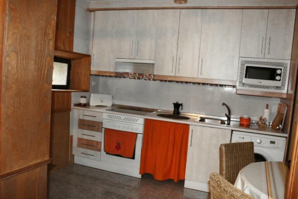 2 Yugos Landhaus Navaluenga