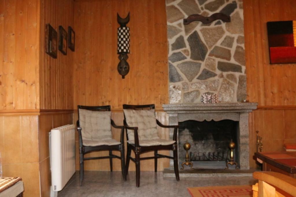 2 Yugos Landhaus Navaluenga